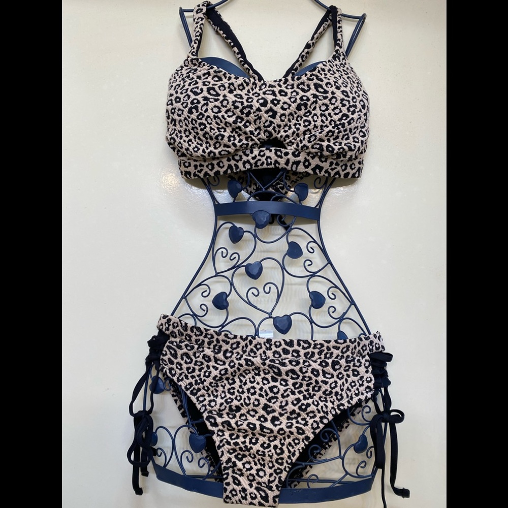 Time and Tru ladies bikini 6